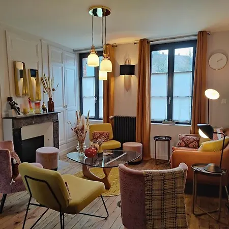 Saintval4you Maison De Charme Au Centre Avec Jardin, P 1 Voiture Gratuit