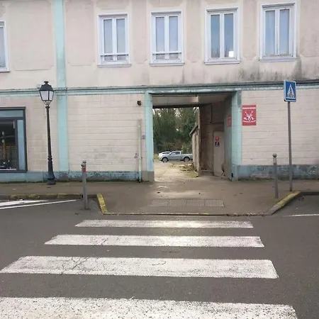 Saintval4you Maison De Charme Au Centre Avec Jardin, P 1 Voiture Gratuit