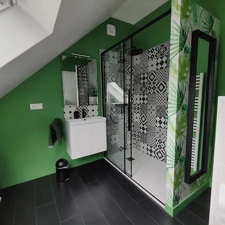 Saintval4you Maison De Charme Au Centre Avec Jardin, P 1 Voiture Gratuit بيت للعطل